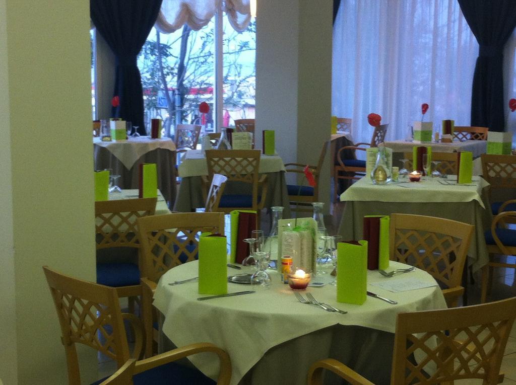 Hotel Astor Rimini Luaran gambar