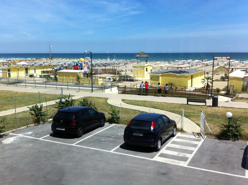 Hotel Astor Rimini Luaran gambar