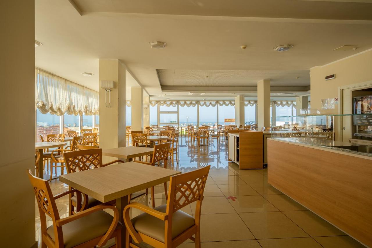 Hotel Astor Rimini Luaran gambar