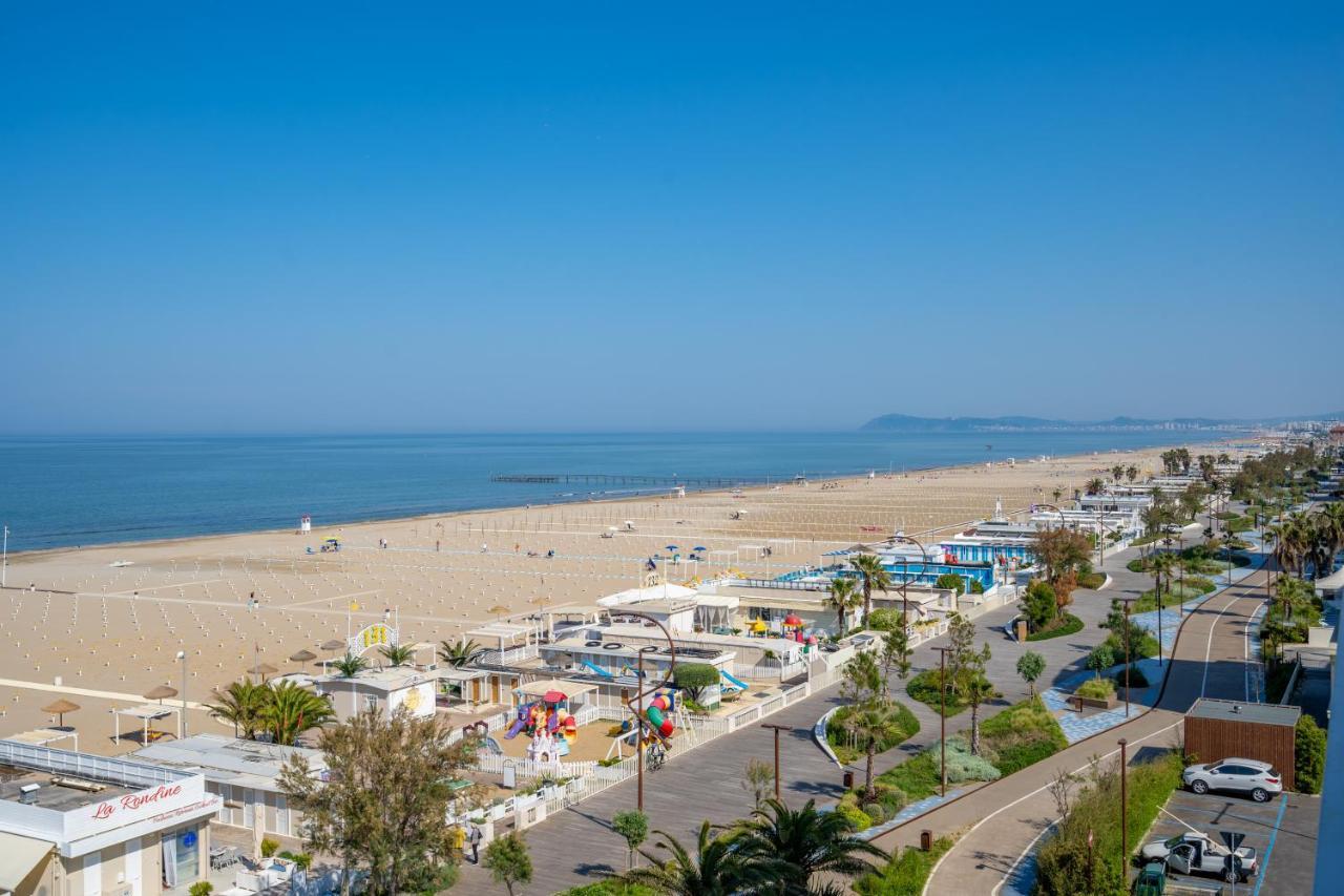 Hotel Astor Rimini Luaran gambar