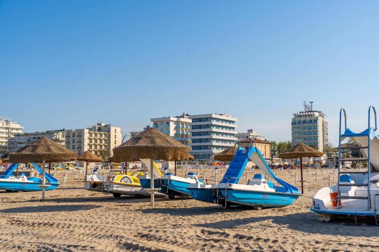 Hotel Astor Rimini Luaran gambar