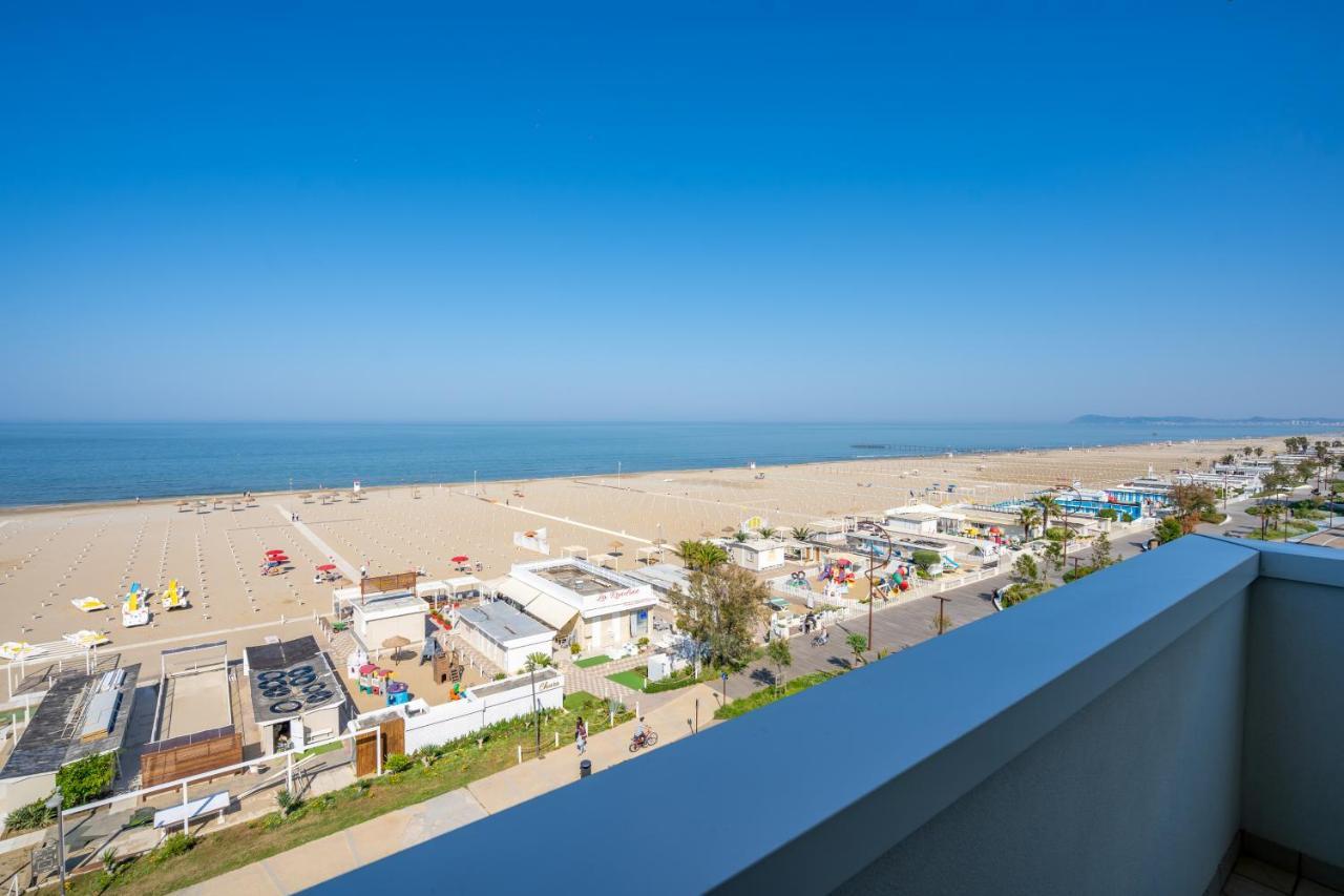 Hotel Astor Rimini Luaran gambar