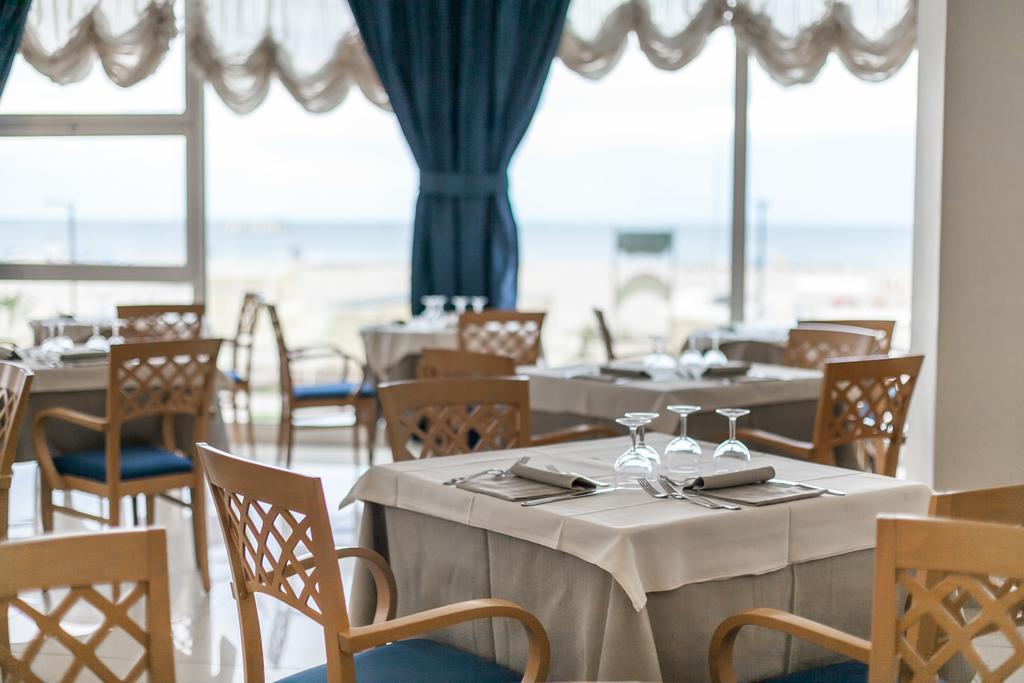 Hotel Astor Rimini Luaran gambar