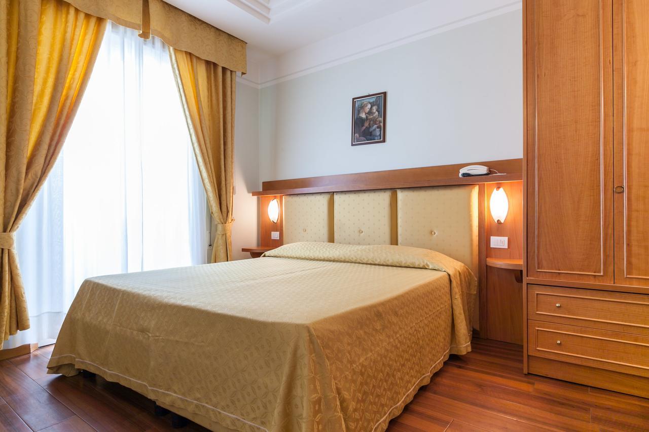 Hotel Astor Rimini Luaran gambar